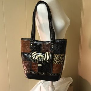 Brighton safari leather shoulder bag ✨